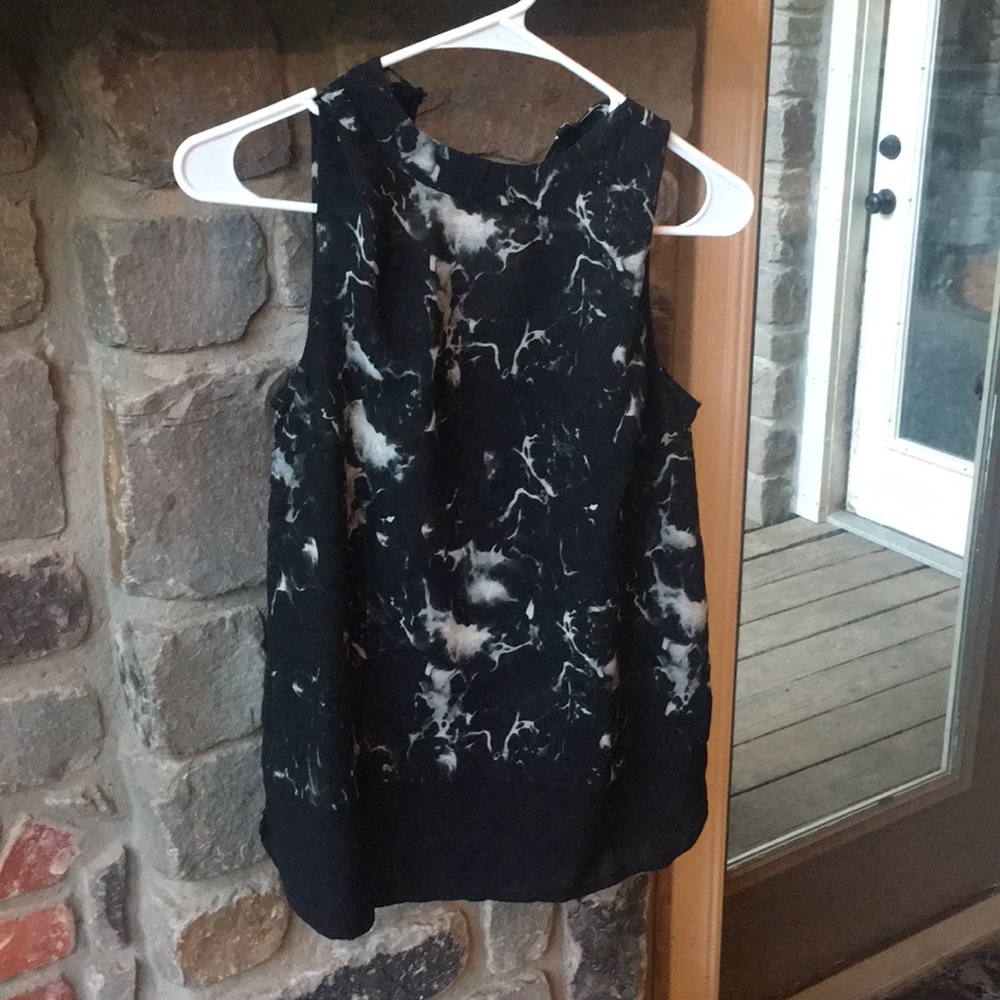 Marble black top